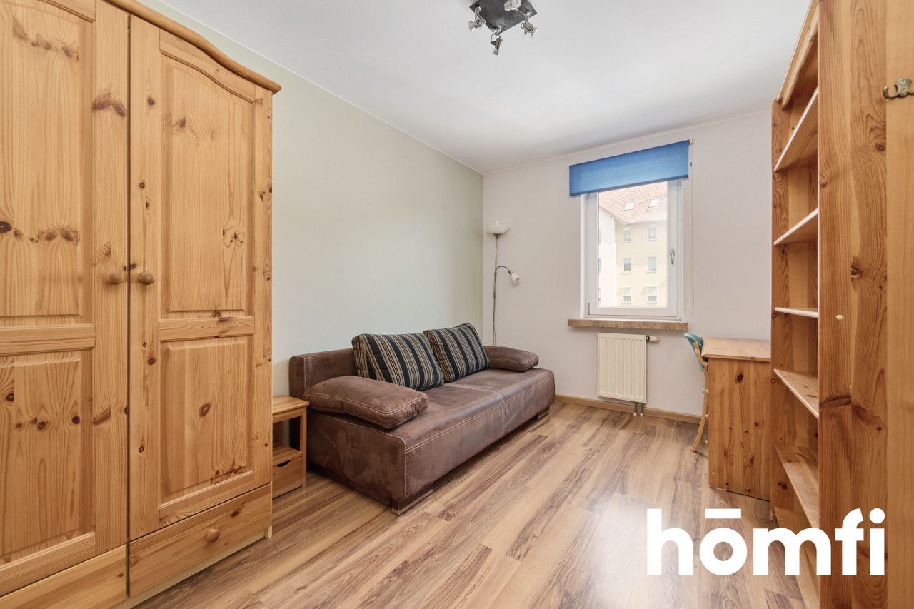 Spacious 4-room apartment on Kiemliczów Street | Close to the airport - Apartment - Rent - Wrocław, Fabryczna / Żerniki