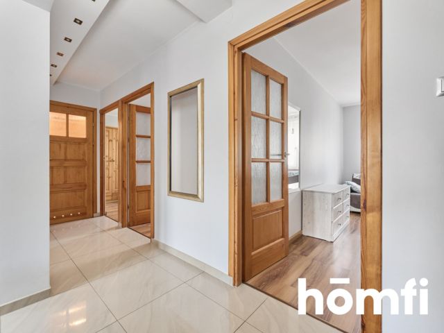 Spacious 4-room apartment on Kiemliczów Street | Close to the airport - Apartment - Rent - Wrocław, Fabryczna / Żerniki