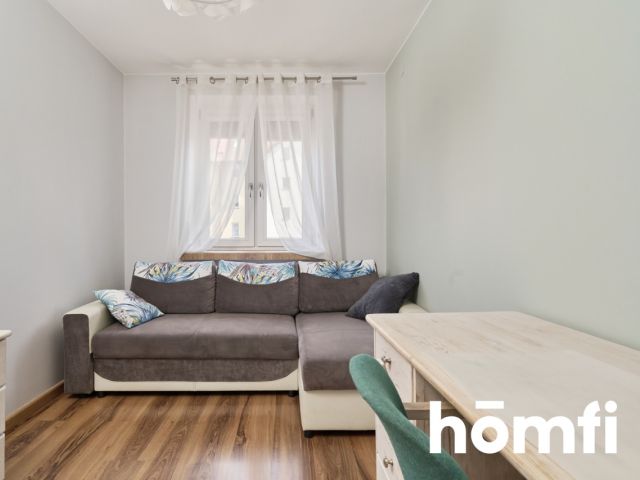 Spacious 4-room apartment on Kiemliczów Street | Close to the airport - Apartment - Rent - Wrocław, Fabryczna / Żerniki