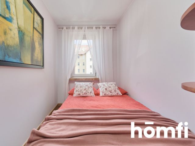 Spacious 4-room apartment on Kiemliczów Street | Close to the airport - Apartment - Rent - Wrocław, Fabryczna / Żerniki