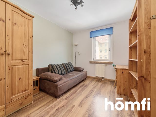 Spacious 4-room apartment on Kiemliczów Street | Close to the airport - Apartment - Rent - Wrocław, Fabryczna / Żerniki