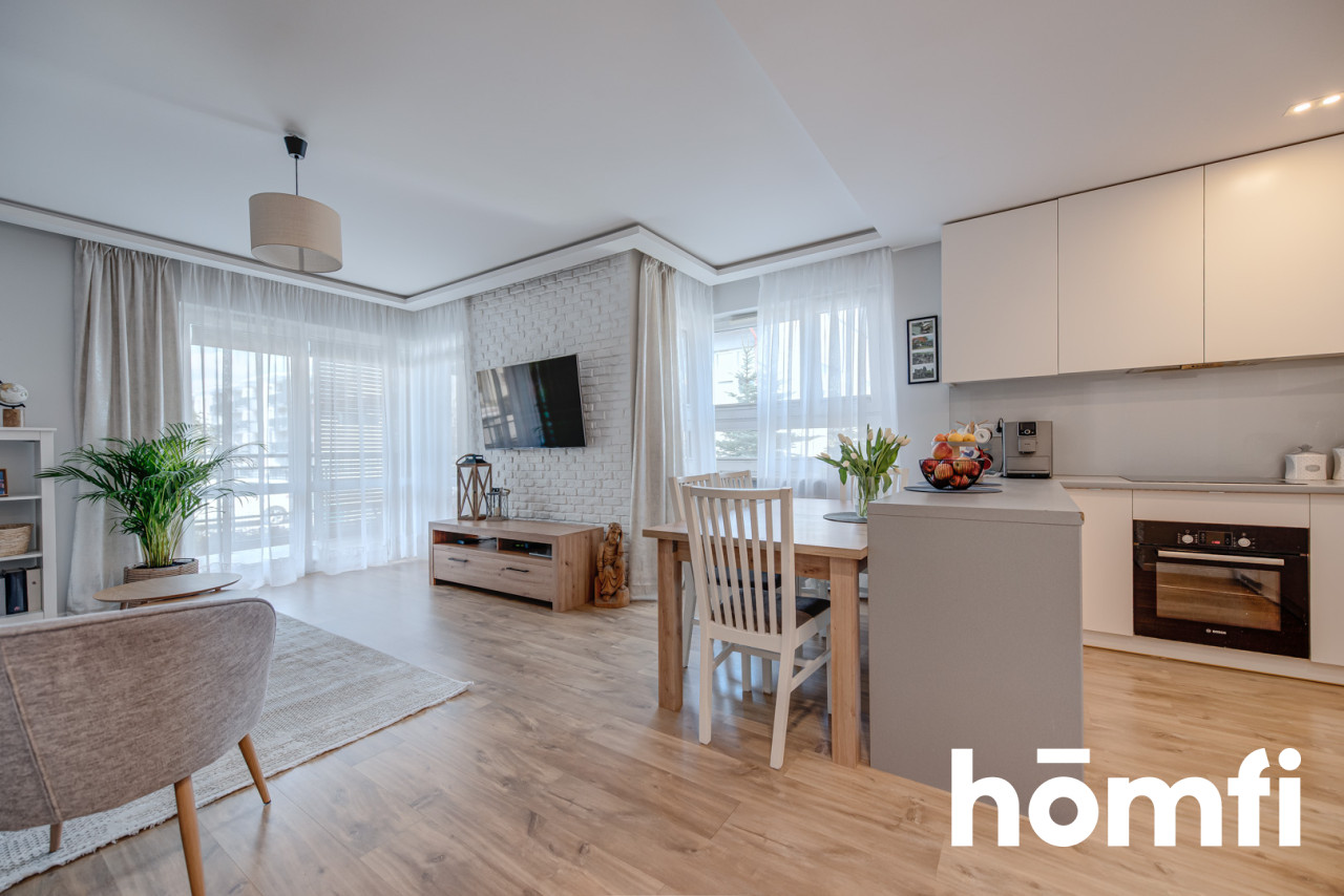 Elegant and spacious apartment with two parking spaces in a gated community in Radom - Квартира - Продаж - Radom, Ustronie
