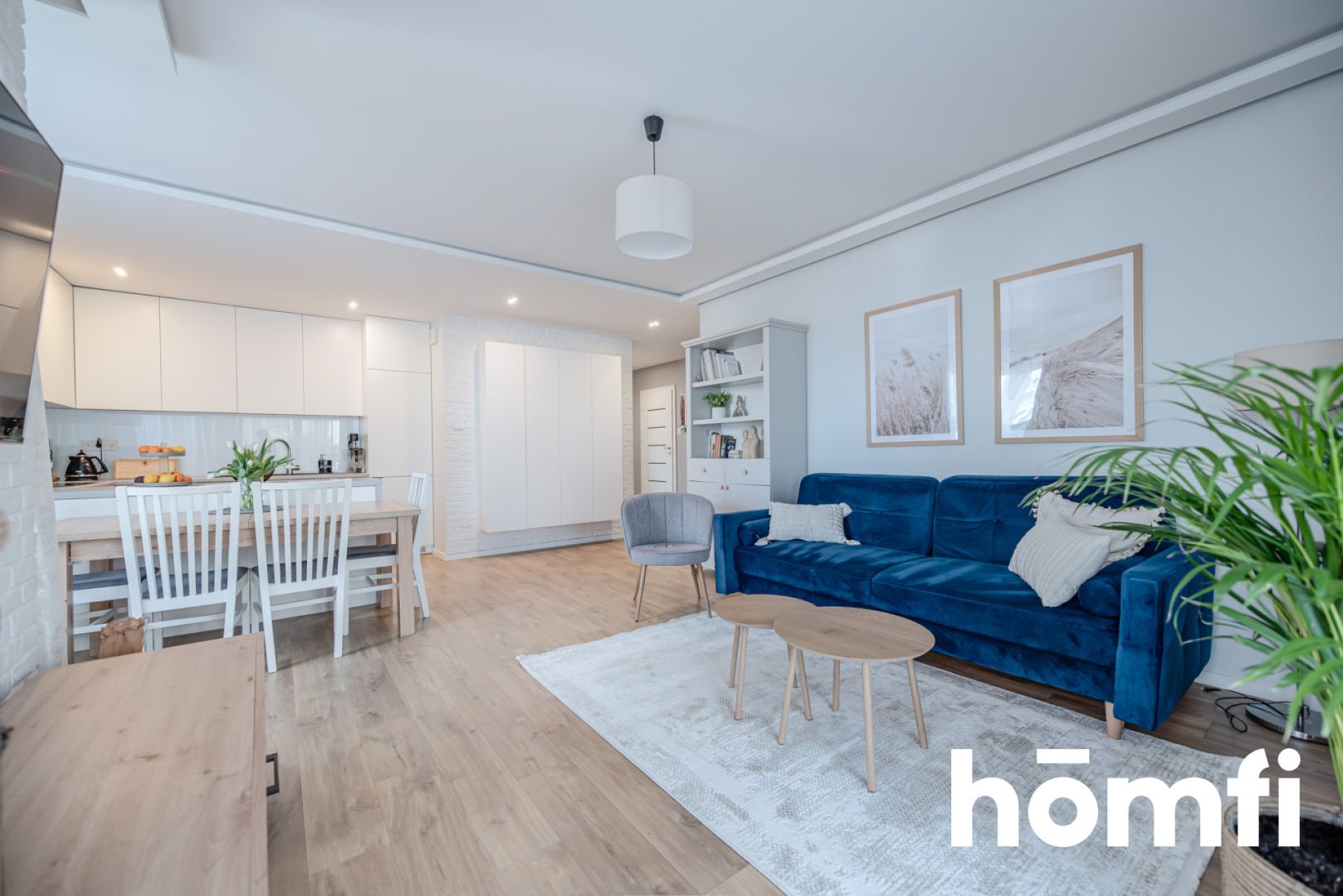 Elegant and spacious apartment with two parking spaces in a gated community in Radom - Квартира - Продаж - Radom, Ustronie