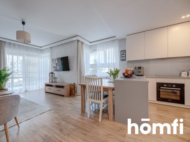 Elegant and spacious apartment with two parking spaces in a gated community in Radom - Квартира - Продаж - Radom, Ustronie