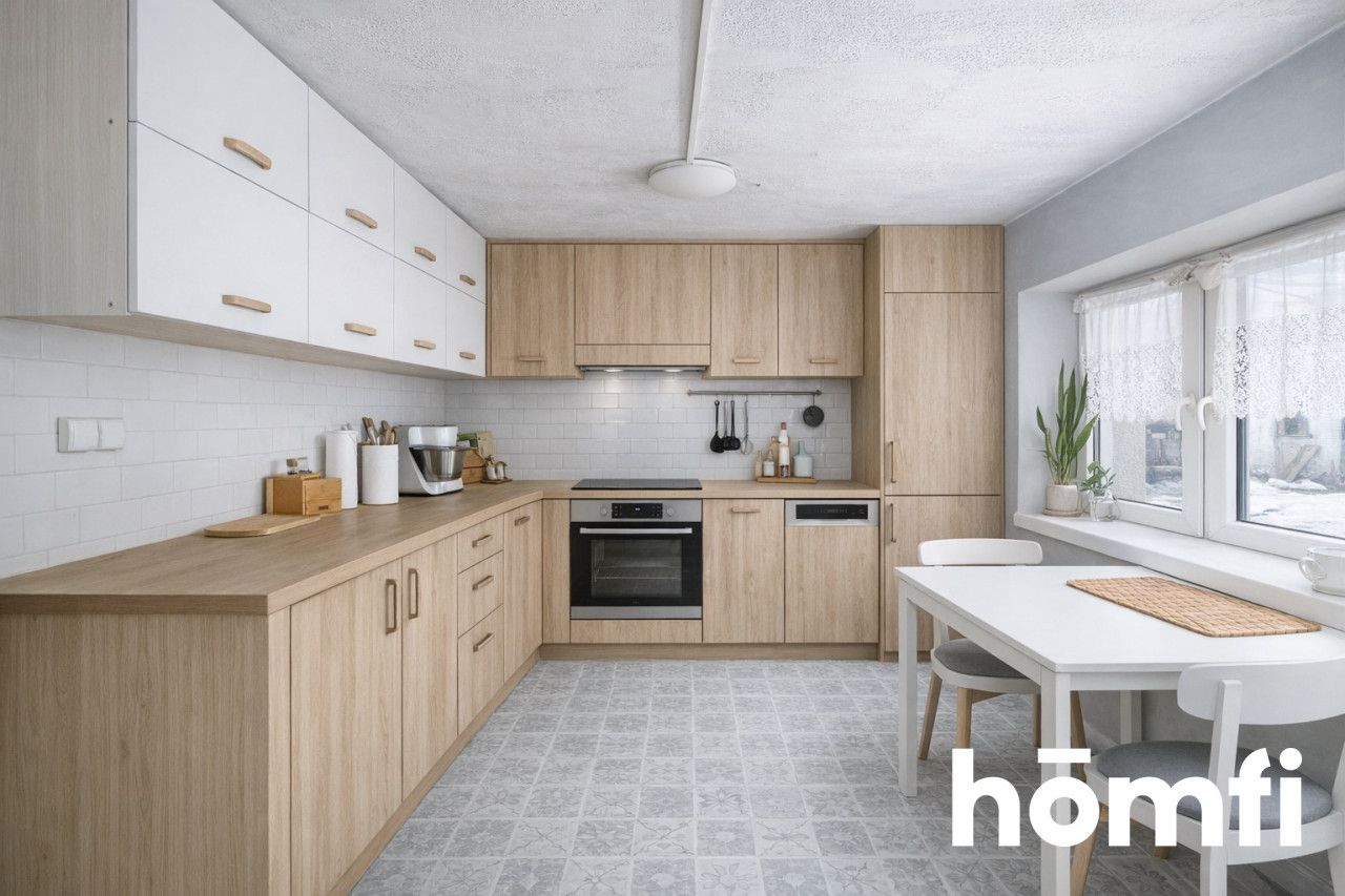 SINGLE-FAMILY HOUSE IN A QUIET NEIGHBORHOOD IN NEED OF RENOVATION - House - Sale - Wielicki, Niepołomice