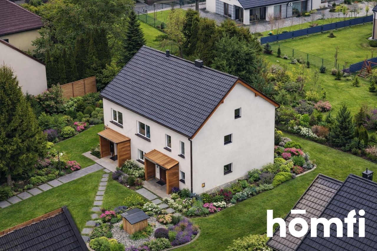 SINGLE-FAMILY HOUSE IN A QUIET NEIGHBORHOOD IN NEED OF RENOVATION - House - Sale - Wielicki, Niepołomice