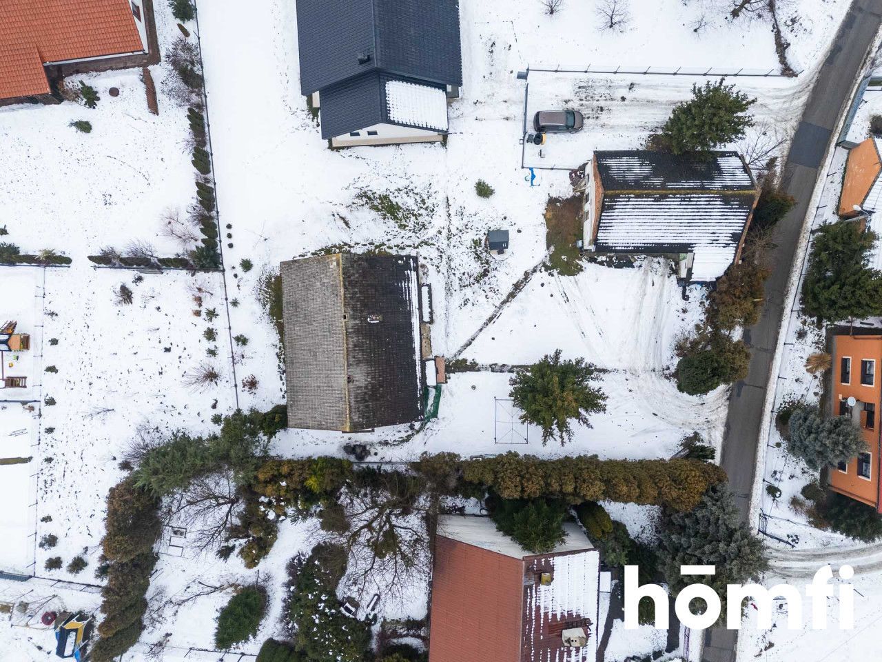 SINGLE-FAMILY HOUSE IN A QUIET NEIGHBORHOOD IN NEED OF RENOVATION - House - Sale - Wielicki, Niepołomice