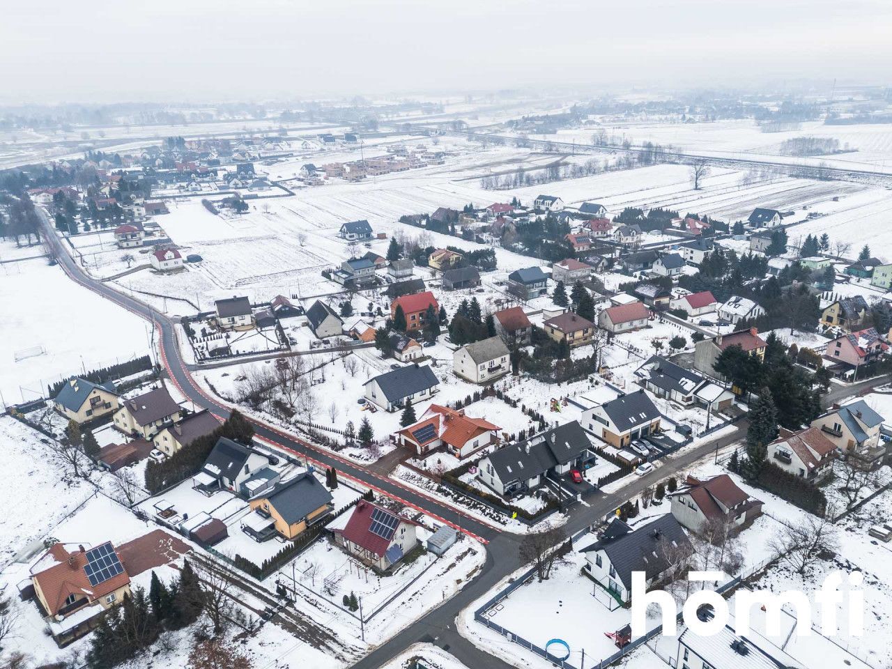 SINGLE-FAMILY HOUSE IN A QUIET NEIGHBORHOOD IN NEED OF RENOVATION - House - Sale - Wielicki, Niepołomice