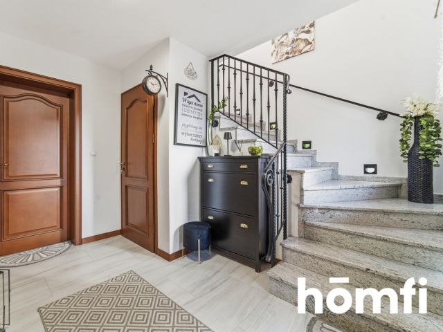 Exceptional Premium Home in the Zamysłów District - Дім - Продаж - Rybnik, Zamysłów