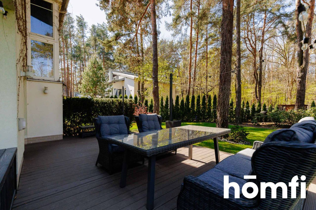 Stylish home by the forest | large plot | move-in ready - Дім - Продаж - Piaseczyński, Lesznowola / Magdalenka