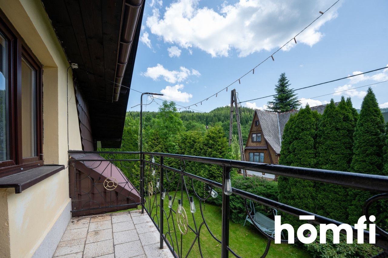Spacious House with Investment Potential - House - Sale - Limanowski, Niedźwiedź / Poręba Wielka