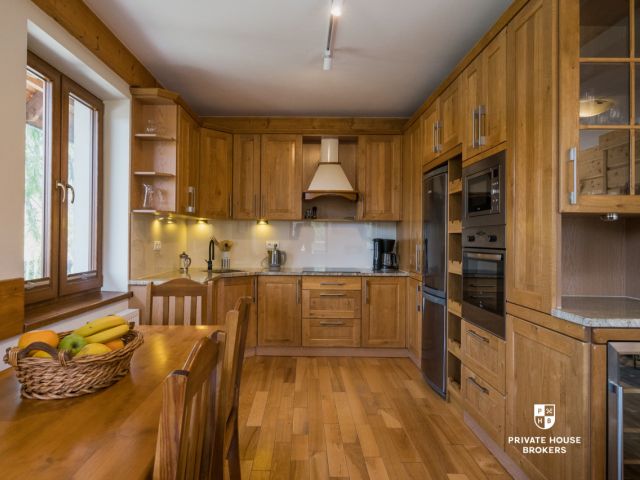 Beautiful mountain building in Kościelisko - Будинок - Продаж - Tatrzański, Kościelisko
