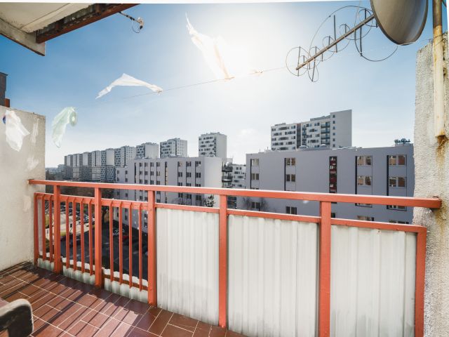 Live in the clouds! Beautiful, renovated 3-room apartment with a view – Os. Dywizjonu 303 - Квартира - Оренда - Kraków, Nowa Huta / Czyżyny