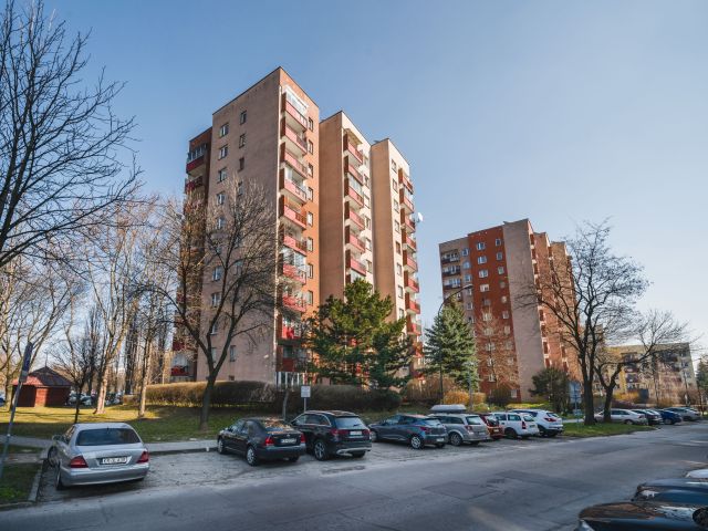 Live in the clouds! Beautiful, renovated 3-room apartment with a view – Os. Dywizjonu 303 - Квартира - Оренда - Kraków, Nowa Huta / Czyżyny