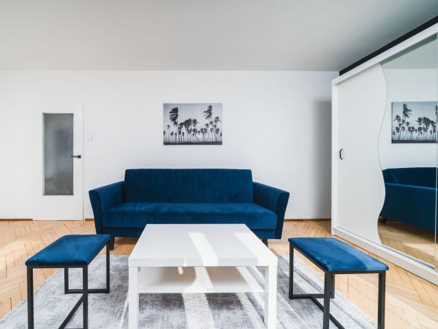 Live in the clouds! Beautiful, renovated 3-room apartment with a view – Os. Dywizjonu 303 - Квартира - Оренда - Kraków, Nowa Huta / Czyżyny