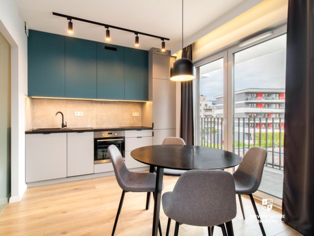 Dwupokojowe mieszkanie z dużym balkonem| ul.Rydlówka| klimatyzacja| garaż - Mieszkanie - Wynajem - Kraków, Podgórze