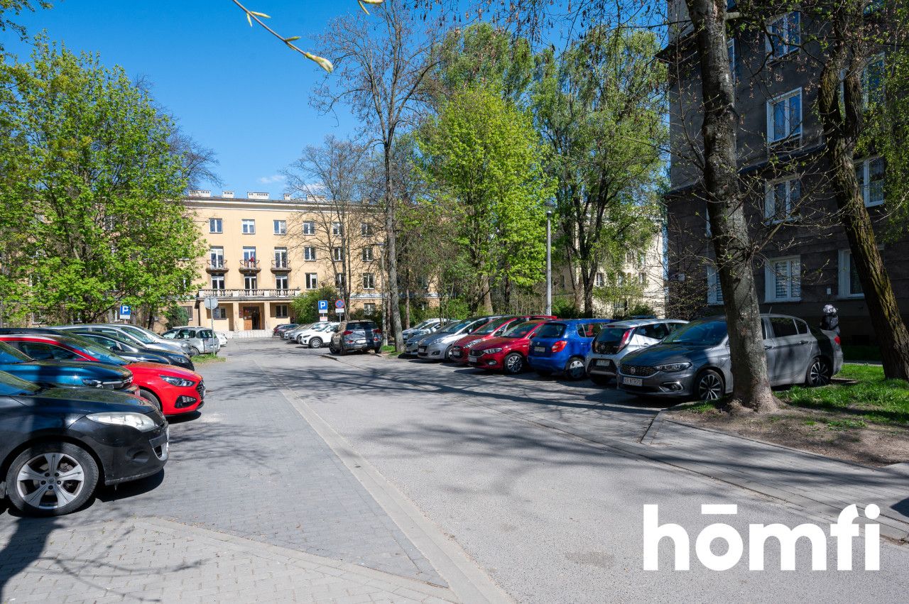 3 rooms for a family | greenery, space | great location - Квартира - Продаж - Kraków, Nowa Huta / Nowa Huta