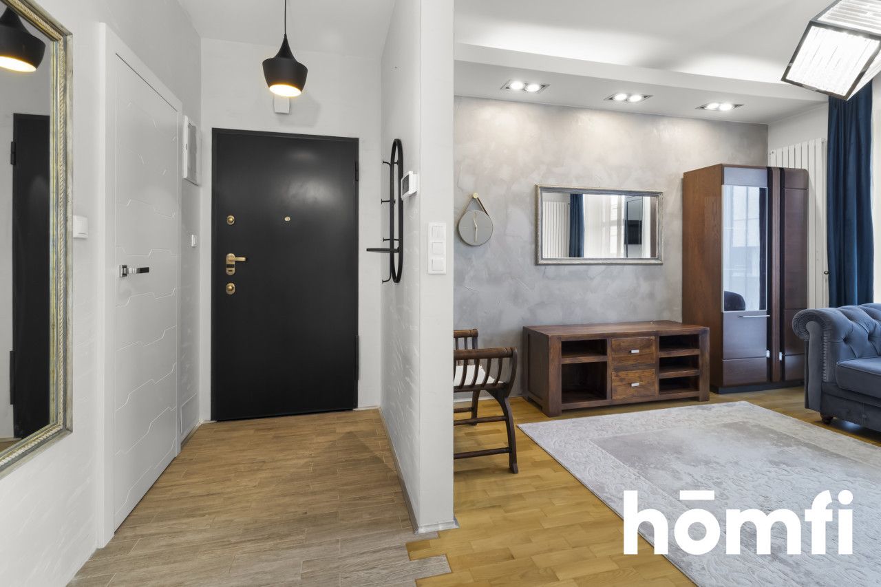 a spacious, three-room apartment with an area of 76.62 m² - Apartment - Rent - Warszawa, Śródmieście