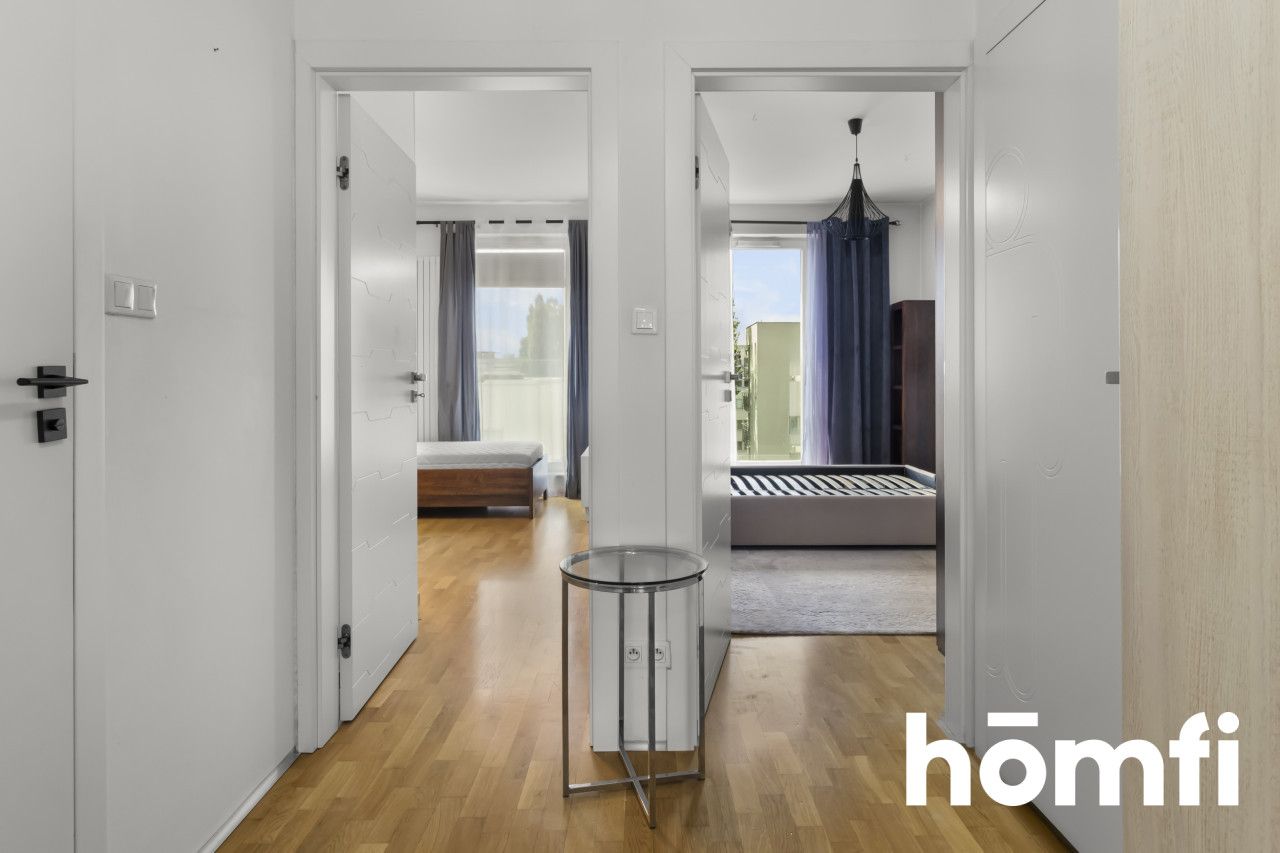 a spacious, three-room apartment with an area of 76.62 m² - Apartment - Rent - Warszawa, Śródmieście