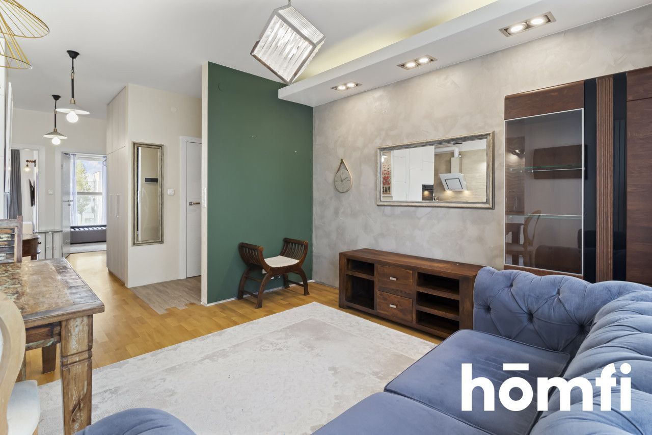 a spacious, three-room apartment with an area of 76.62 m² - Apartment - Rent - Warszawa, Śródmieście