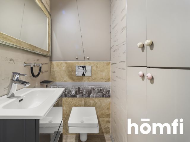 a spacious, three-room apartment with an area of 76.62 m² - Квартира - Оренда - Warszawa, Śródmieście