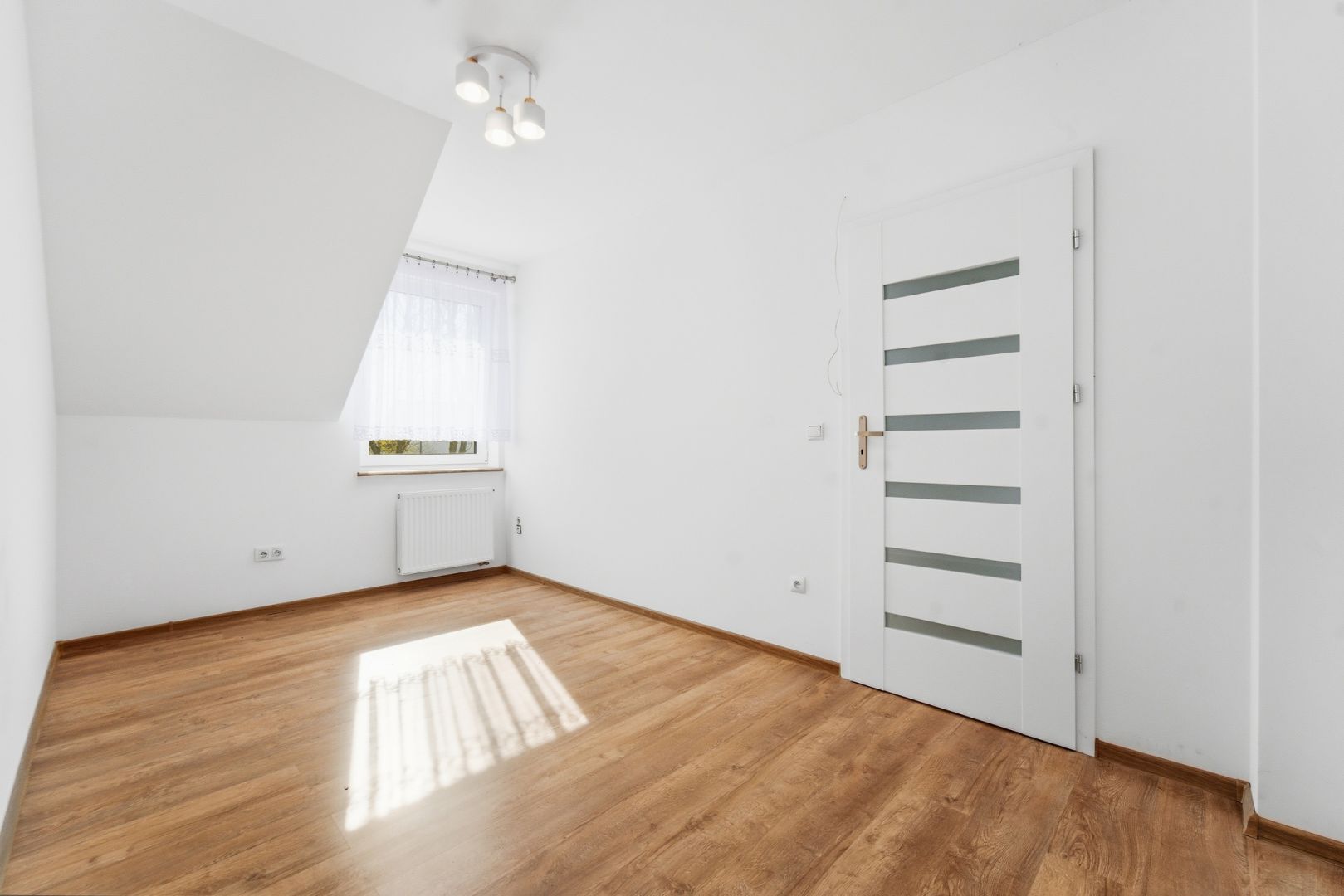 Gotowy do wejścia szeregowiec 138 m² - Dom - Sprzedaż - Ruda Śląska, Bielszowice