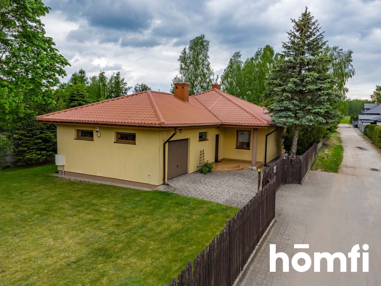 House with a large garden in Łódź Widzew near Łagiewniki Forest with quick access to Warsaw - Дім - Продаж - Łódź, Widzew