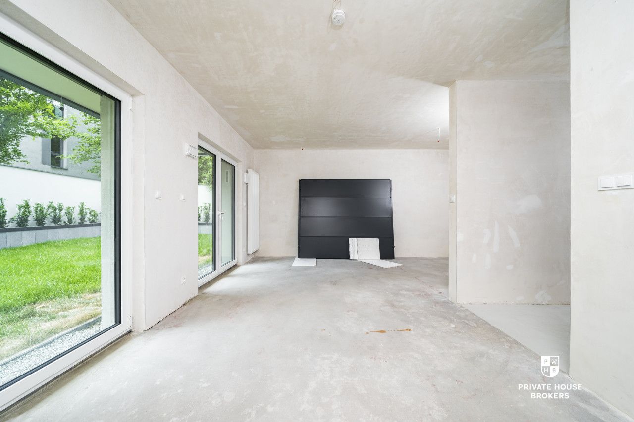 Twobedroom apartment with garden in unique location near Błonia Park - Focha 31 Apartments - Квартира - Продаж - Kraków, Krowodrza / Zwierzyniec