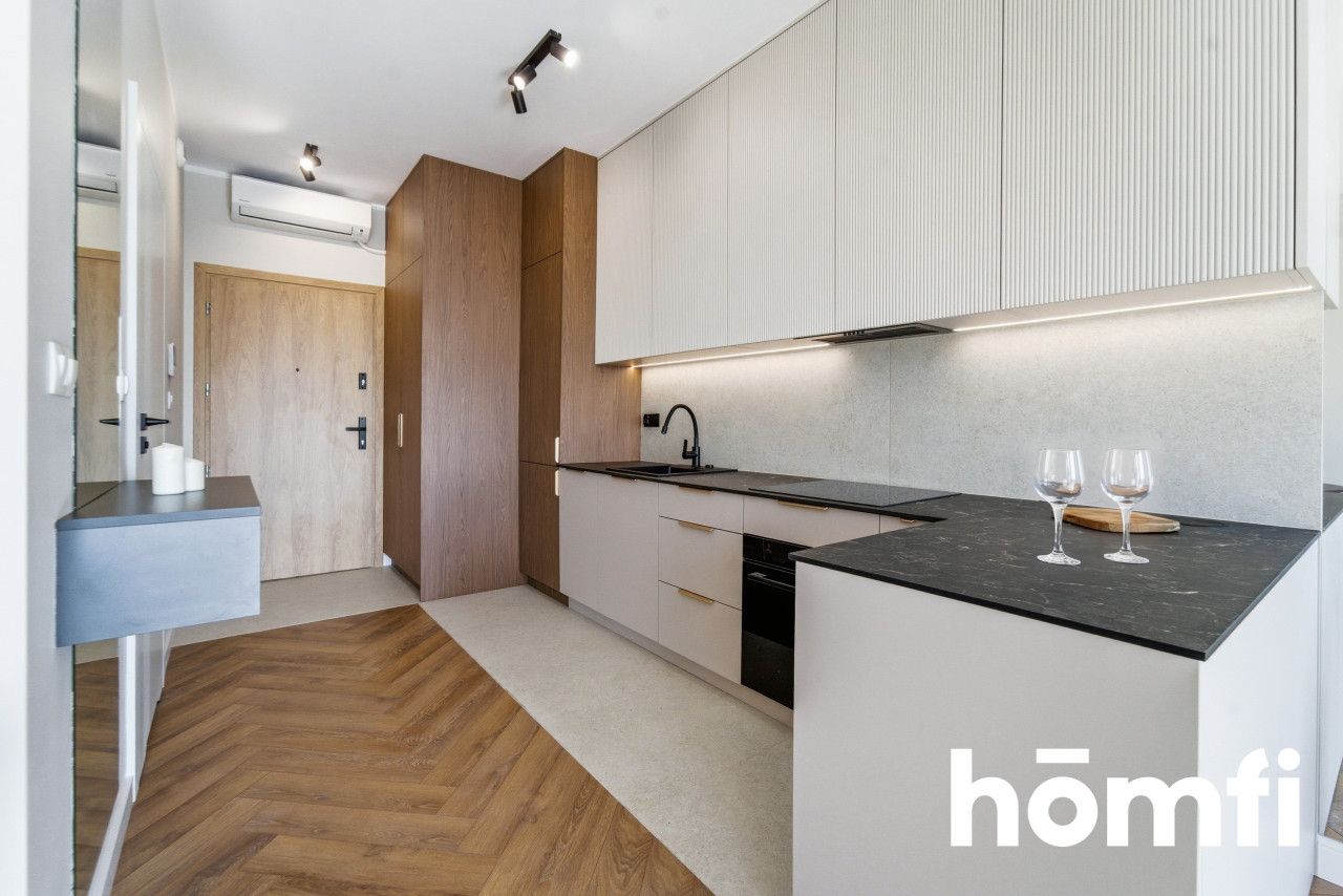 BEAUTIFUL STUDIO APARTMENT ON THE 22ND FLOOR IN KATOWICE - Квартира - Оренда - Katowice, Śródmieście