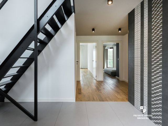 Spacious 2-bedroom apartment with the view of the Wawel Castle - Apartment - Rent - Kraków, Śródmieście / Stare Miasto