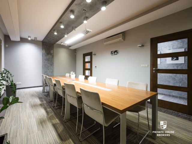 Office Building in Bronowice with adjacent Plot | Expansion and New Investment Potential - Commercial premises - Sale - Kraków, Krowodrza / Bronowice