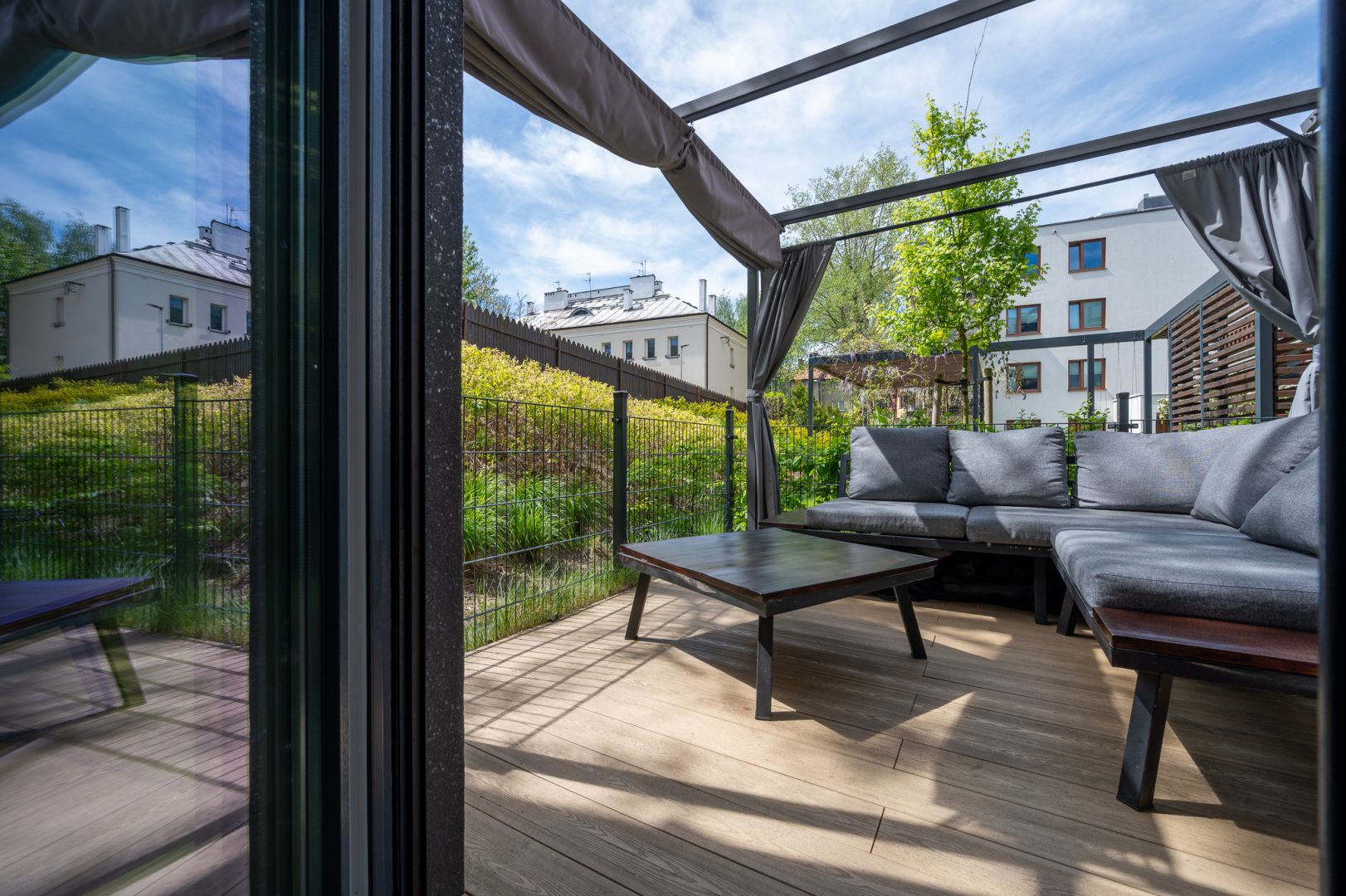 Premium 53m² z dużym ogrodem, garderobą i garażem obok Bonarki - Mieszkanie - Sprzedaż - Kraków, Podgórze / Łagiewniki