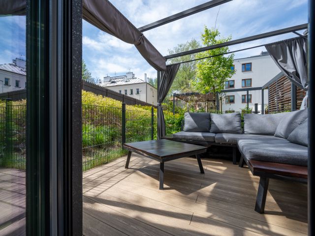 Premium 53m2 with with a well-kept 26m2 garden near Bonarka - Apartment - Sale - Kraków, Podgórze / Łagiewniki