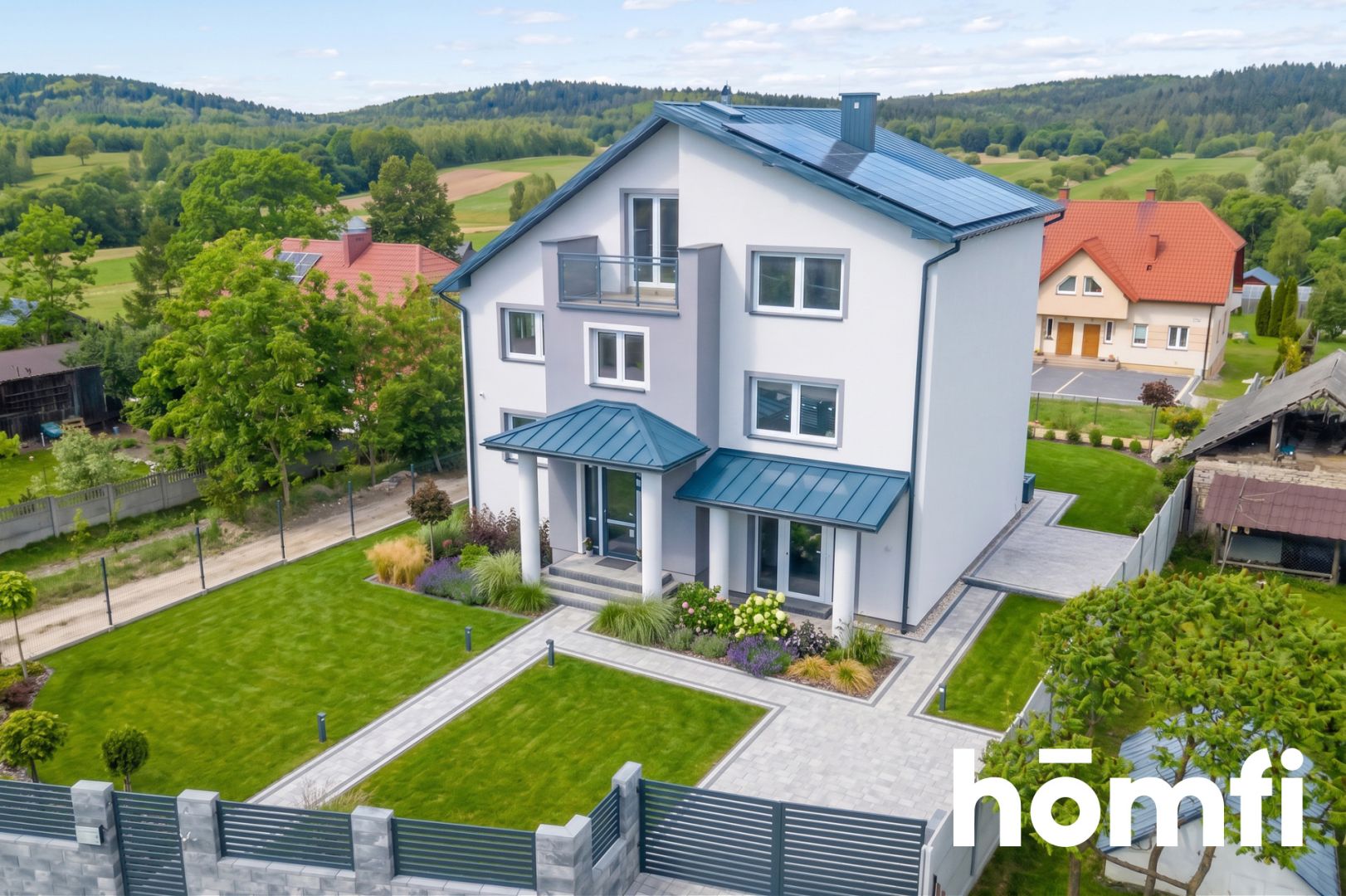 House on Posłowicka Street – perfect for a family and business use - Дім - Продаж - Kielce