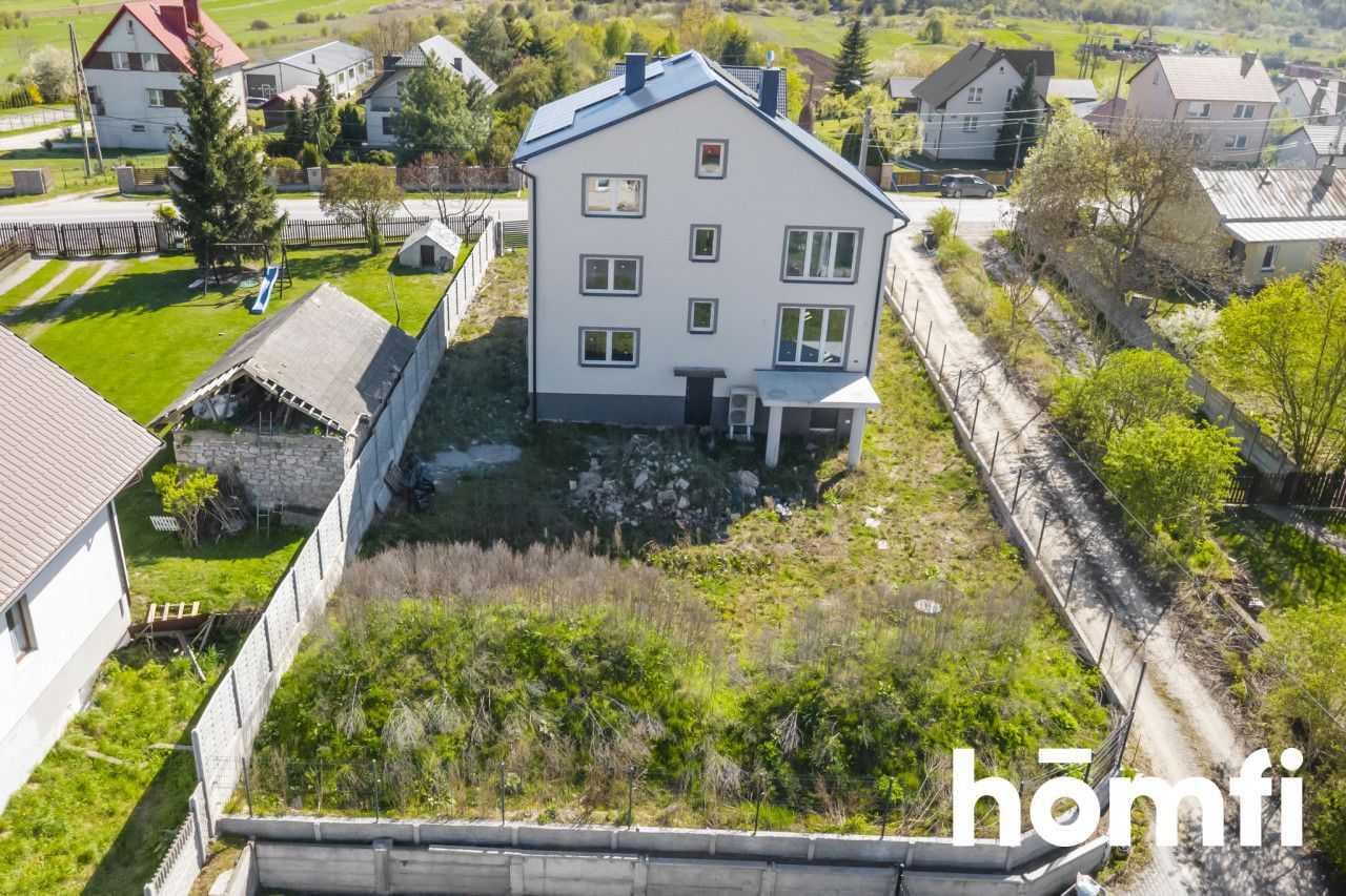 House on Posłowicka Street – perfect for a family and business use - Дім - Продаж - Kielce