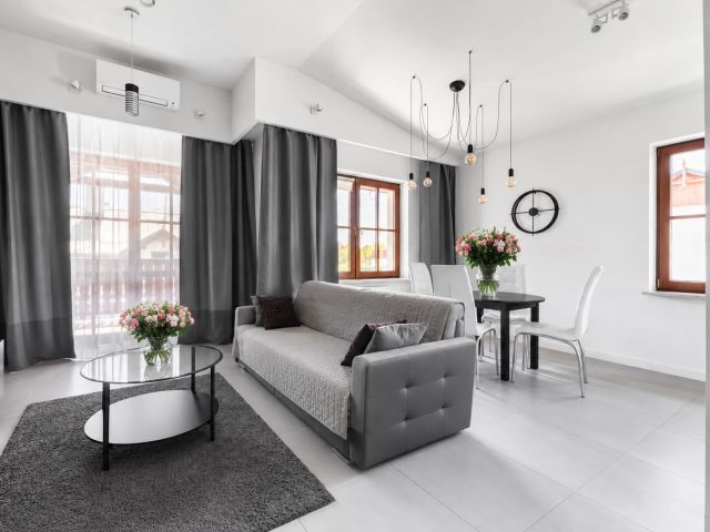 Nowoczesny apartament z klimatyzacją, balkonem i - Mieszkanie - Wynajem - Puławski, Nałęczów