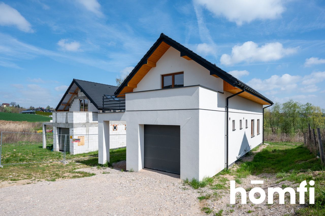SMART HOME 4 Minutes from the border of Krakow - House - Sale - Krakowski, Kocmyrzów-Luborzyca / Dojazdów