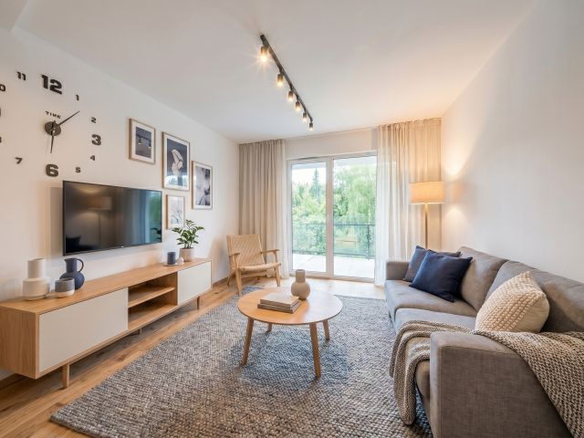 42 m² with a garden and parking. Winter Retreat - Квартира - Продаж - Toruń, Stawki