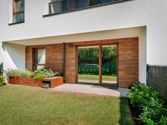 42 m² with a garden and parking. Winter Retreat - Квартира - Продаж - Toruń, Stawki
