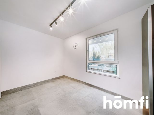 42 m² with a garden and parking. Winter Retreat - Квартира - Продаж - Toruń, Stawki
