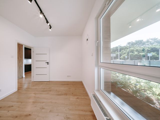 42 m² with a garden and parking. Winter Retreat - Квартира - Продаж - Toruń, Stawki