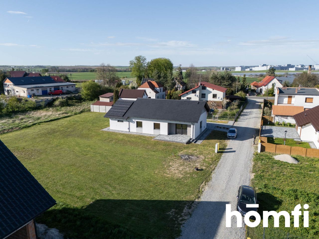 NEWSINGLE-STORY HOUSE WITH GARDEN AND GARAGE - Дім - Продаж - Nyski, Nysa / Goświnowice