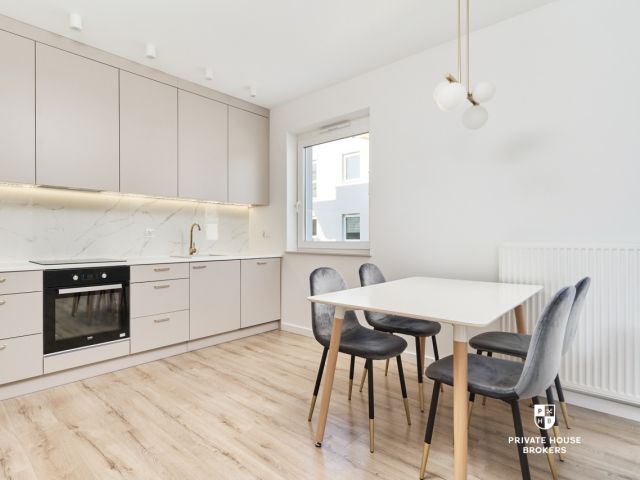 LUBOMIERSKA - 3 POKOJE + PARKING - Apartment - Rent - Wrocław, Fabryczna / Stabłowice