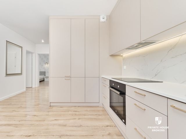 LUBOMIERSKA - 3 POKOJE + PARKING - Apartment - Rent - Wrocław, Fabryczna / Stabłowice