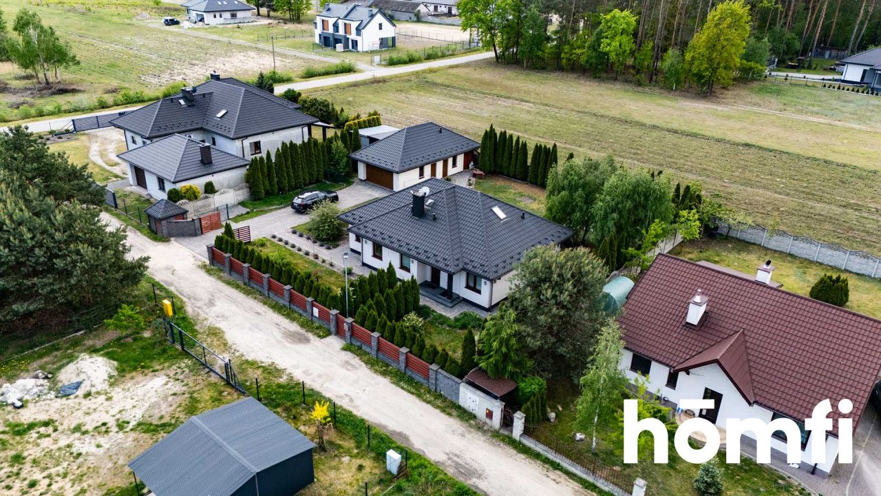 A family house in a quiet area near Radom - House - Sale - Radomski, Jedlnia-Letnisko / Groszowice