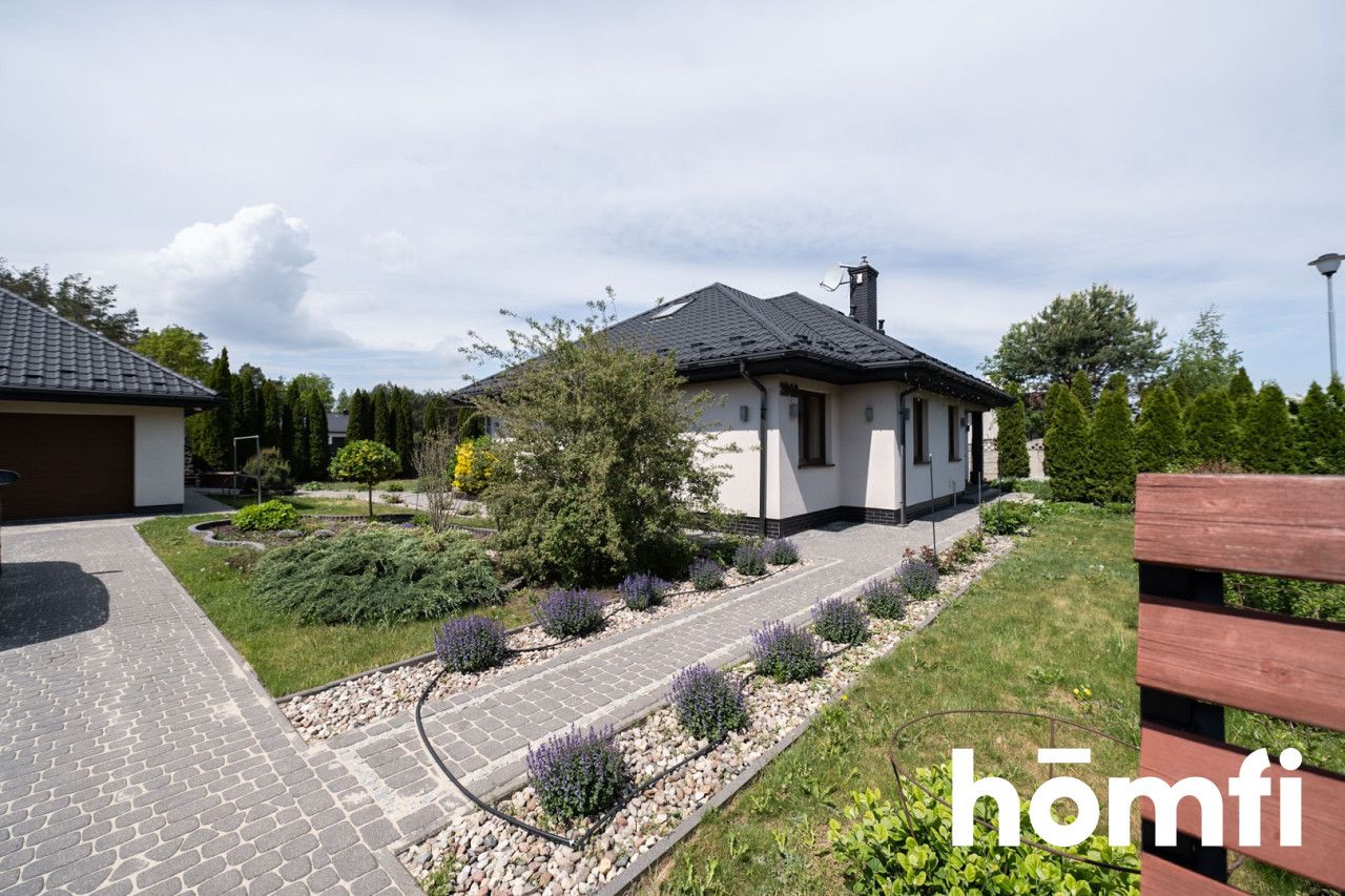 A family house in a quiet area near Radom - House - Sale - Radomski, Jedlnia-Letnisko / Groszowice