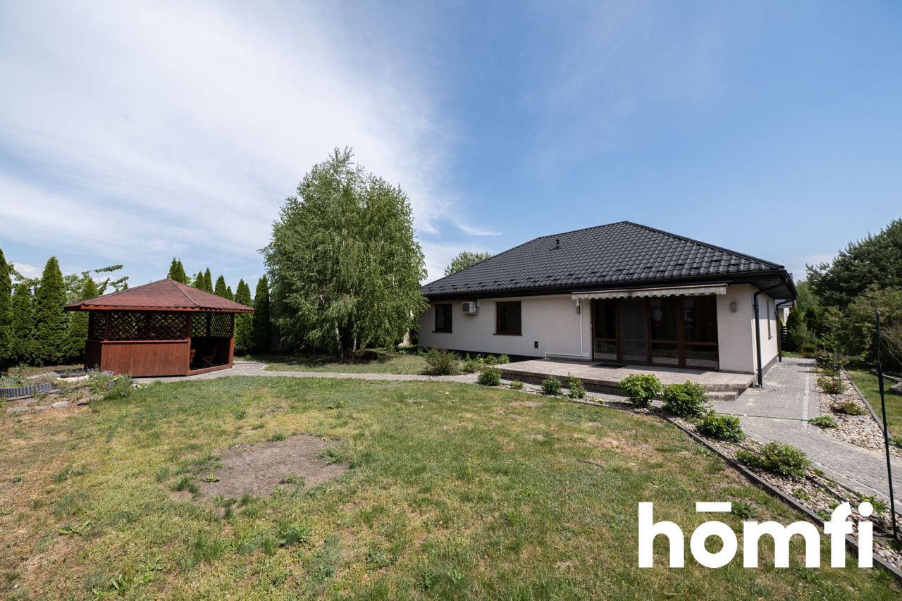 A family house in a quiet area near Radom - House - Sale - Radomski, Jedlnia-Letnisko / Groszowice