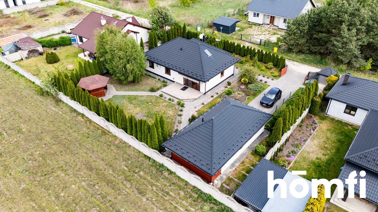 A family house in a quiet area near Radom - House - Sale - Radomski, Jedlnia-Letnisko / Groszowice