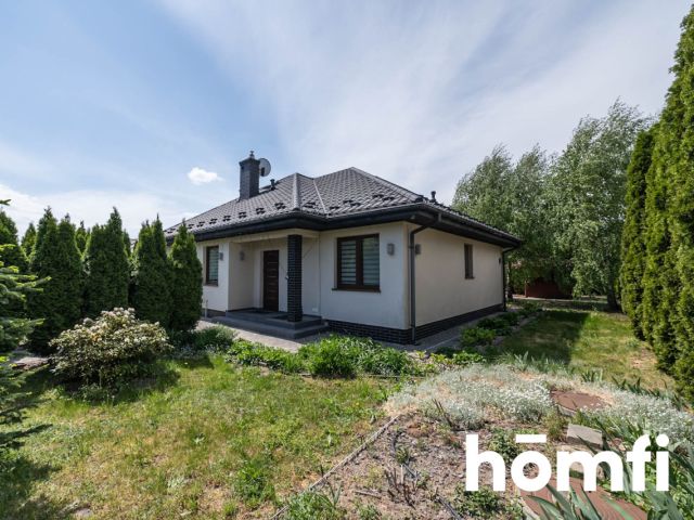A family house in a quiet area near Radom - Дім - Продаж - Radomski, Jedlnia-Letnisko / Groszowice