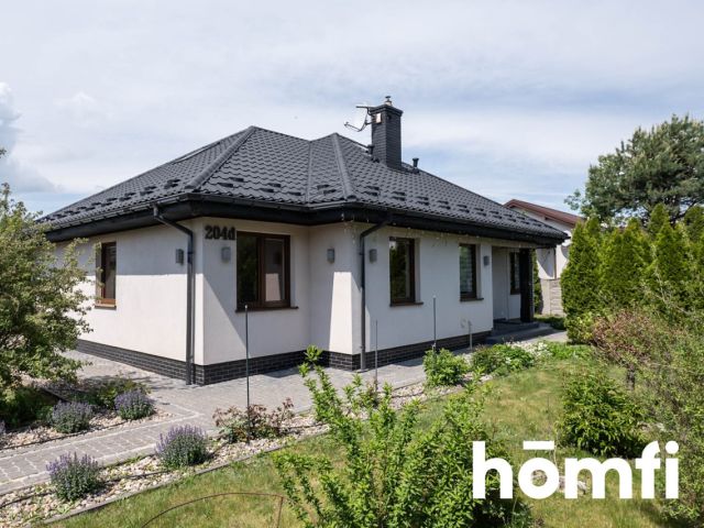 A family house in a quiet area near Radom - Дім - Продаж - Radomski, Jedlnia-Letnisko / Groszowice